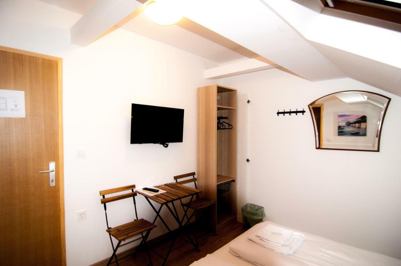 Sobe Zimmer Frei ポゼガ エクステリア 写真